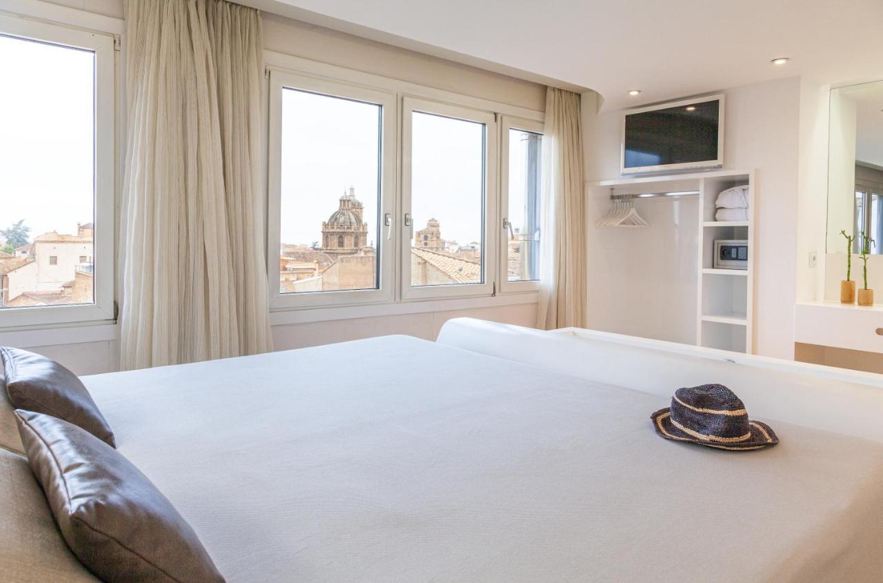 Hotel Macia Granada Five Senses Rooms & Suites Bagian luar foto